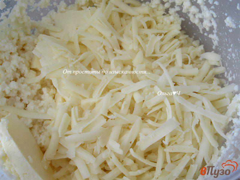 Фото приготовление рецепта: Сырники с сыром шаг №2