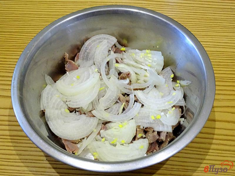 Фото приготовление рецепта: Закуска из куриных желудочков шаг №3