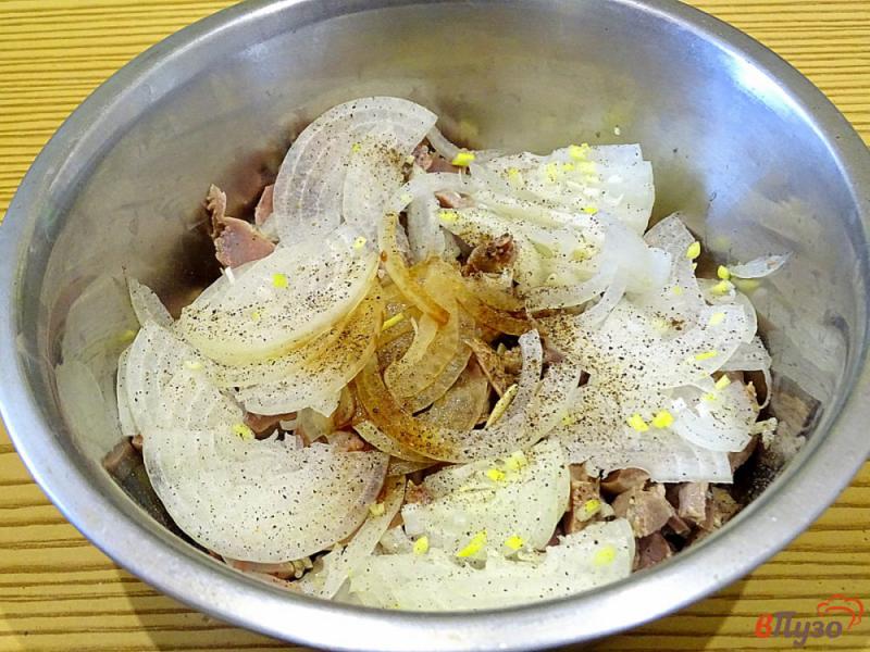 Фото приготовление рецепта: Закуска из куриных желудочков шаг №4