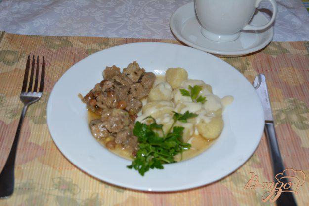 фото рецепта: Картофельные кнели с соусом Бешамель