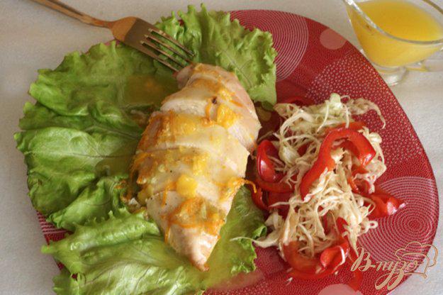 фото рецепта: Куриные грудки в апельсиновом соусе+салат из капусты