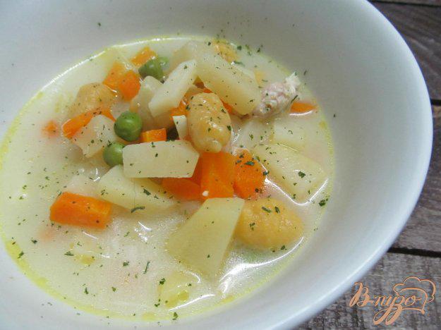 фото рецепта: Овощной суп с горошком и ньокки