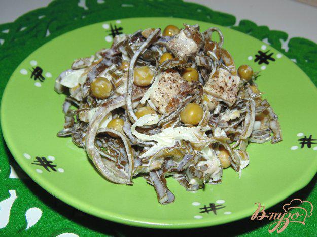 фото рецепта: Салат из морской капусты и сельди
