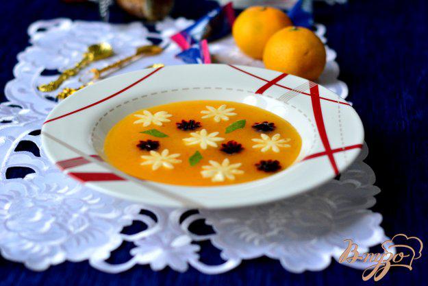 фото рецепта: Мандариновый суп с йогуртовым суфле