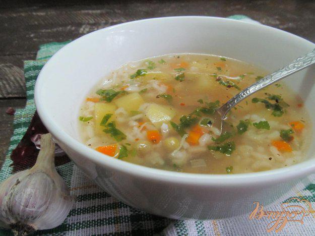 фото рецепта: Рисовый суп с горошком и хреном на баранине