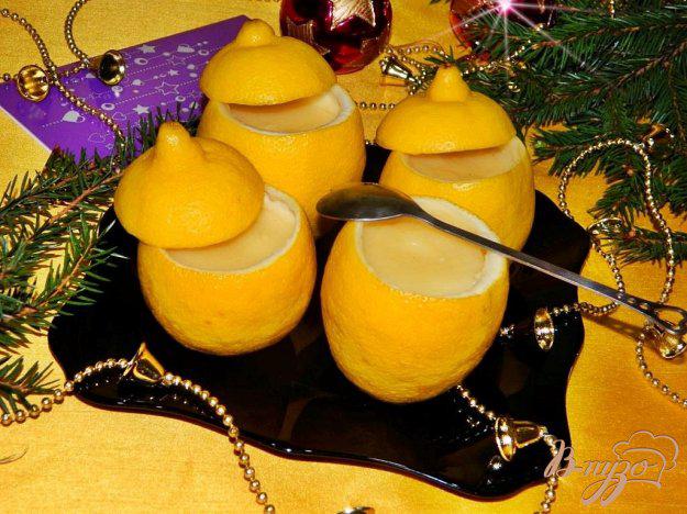 фото рецепта: Лимонный пудинг в лимонах