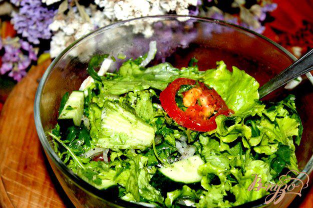 фото рецепта: Зеленый салат с сельдереем и овощами