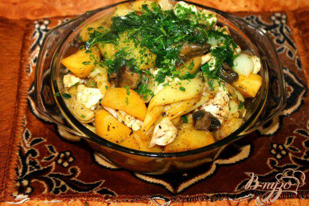 фото рецепта: Картофель с цветной капустой и грибами в рукаве