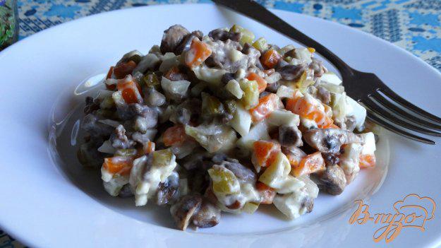 фото рецепта: Салат с телятиной и шампиньонами