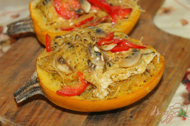 фото рецепта: Фаршированная тыква грибами и сыром