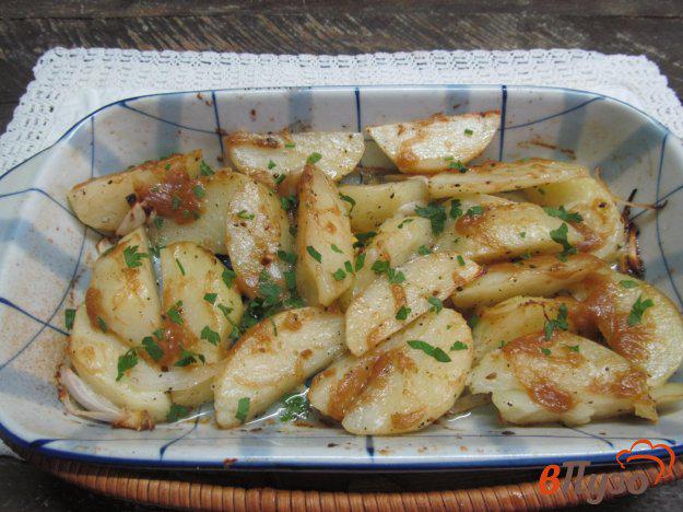 фото рецепта: Запеченный картофель под устричным соусом
