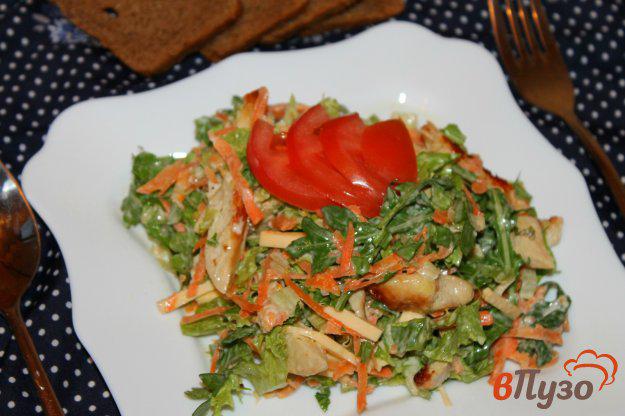 фото рецепта: Салат с курицей и морковью