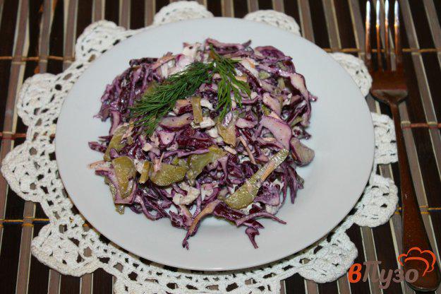 фото рецепта: Салат из капусты с отварной курицей и сыром