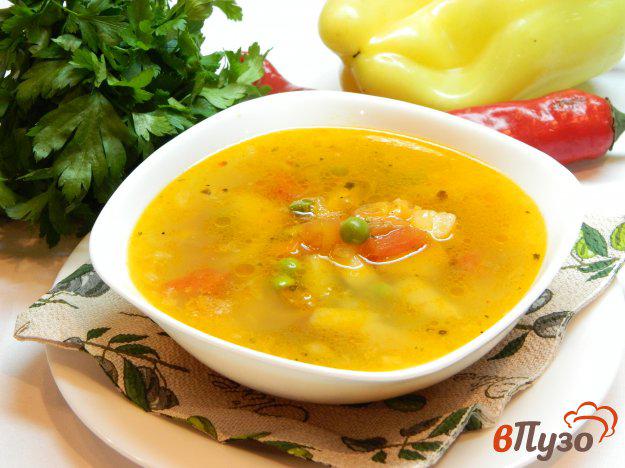 фото рецепта: Суп с зеленым горошком и свежими помидорами