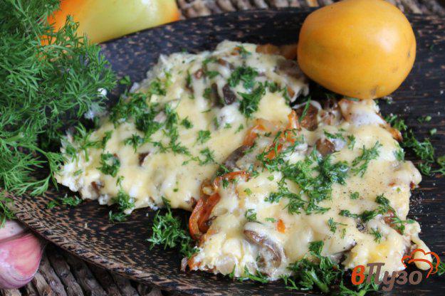 фото рецепта: Омлет с грибами, перцем и сыром