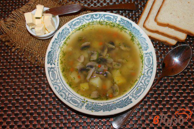 фото рецепта: Гороховый суп с шампиньонами