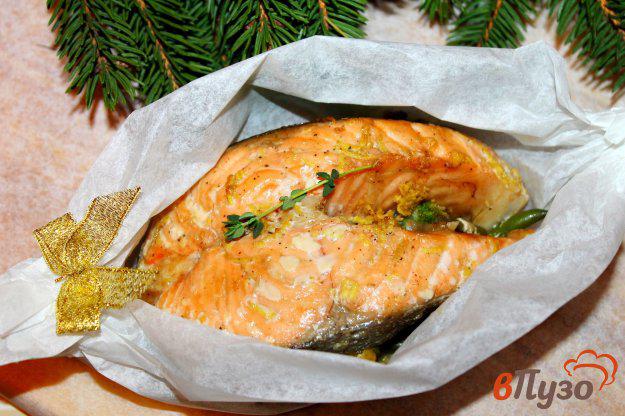 фото рецепта: Запеченный стейк лосося в соево - имбирном маринаде с овощами
