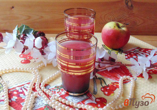 фото рецепта: Кисель из вишен и яблок