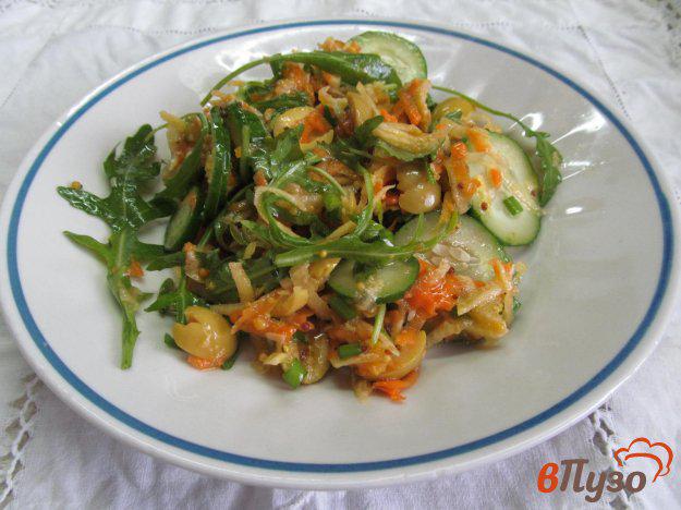 фото рецепта: Салат из репы с рукколой и огурцом