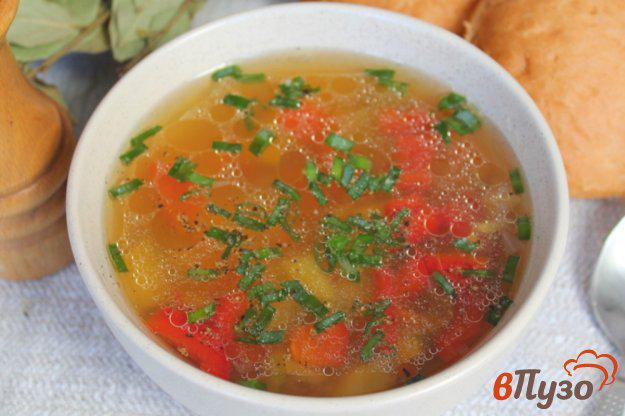 фото рецепта: Овощной суп с перцем, патиссоном и сельдереем