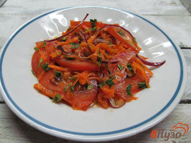 фото рецепта: Помидорный салат с морковью