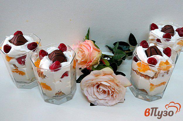 фото рецепта: Десерт сливочный с апельсином и малиной