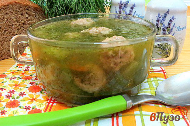 фото рецепта: Суп с фрикадельками капустой и шпинатом
