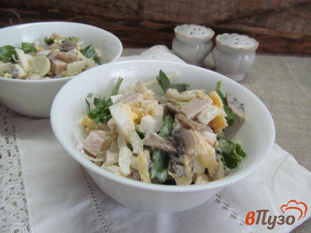 фото рецепта: Салат с бужениной грибами и сыром