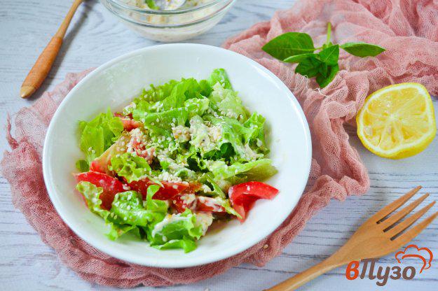 фото рецепта: Весенний салат с пикантной заправкой