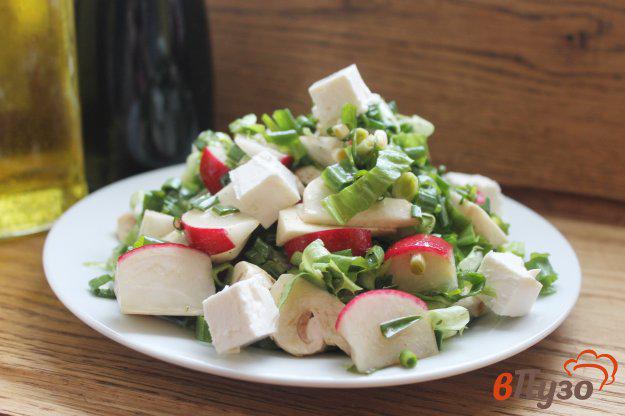 фото рецепта: Салат из редиски и свежих шампиньонов