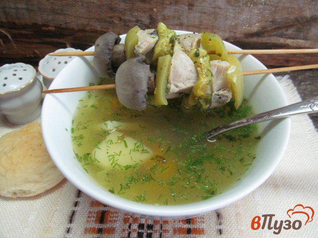 фото рецепта: Суп на курином бульоне с шашлычками