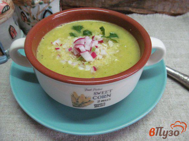 фото рецепта: Картофельный крем-суп с редиской
