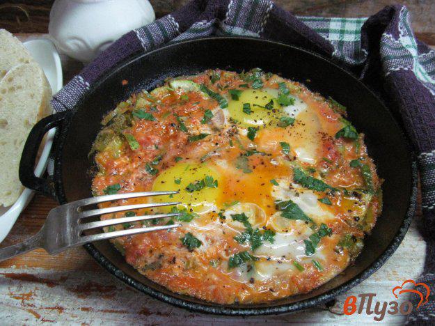 фото рецепта: Яйца с кабачком в томатном соке