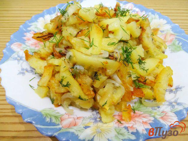 фото рецепта: Картофель жареный с салом, луком и чесноком