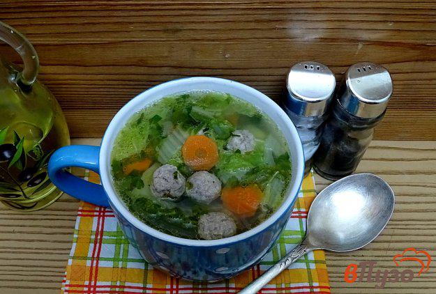 фото рецепта: Суп с фрикадельками и пекинской капустой (без пассеровки)
