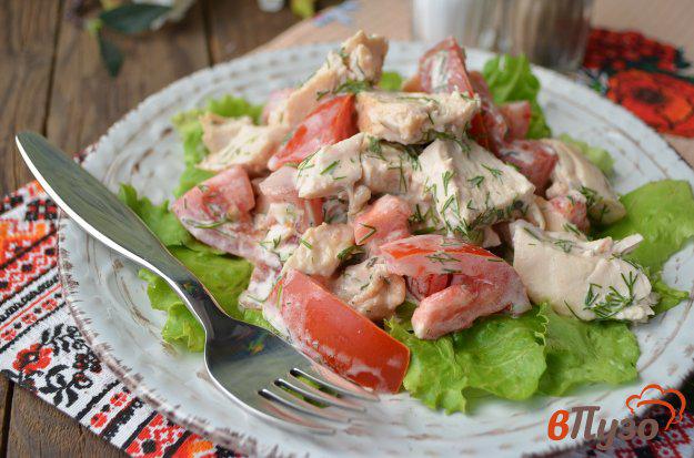 фото рецепта: Куриный салат с помидорами
