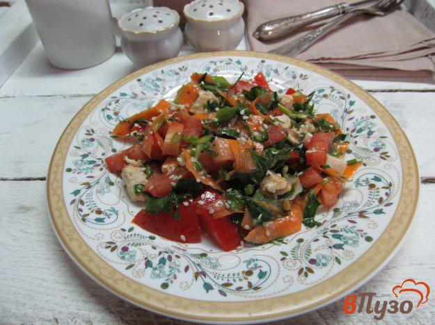 фото рецепта: Салат «Вдохновение» из курицы с морковью