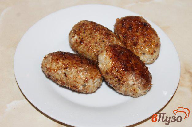 фото рецепта: Куриные котлеты с грибами и сливочным маслом