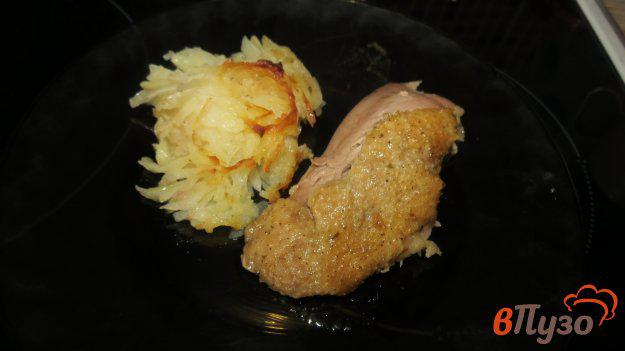 фото рецепта: Утка запеченная в рукаве с тертым картофелем