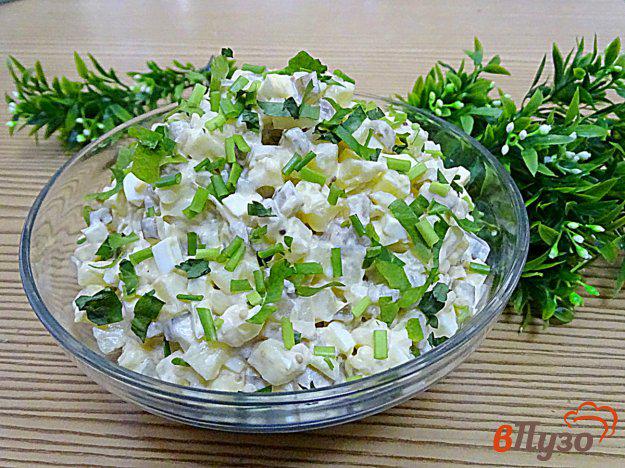 фото рецепта: Салат из картофеля, селёдки и огурца