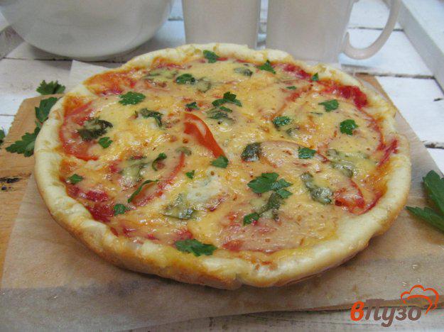фото рецепта: Пицца со сметаной на сковороде