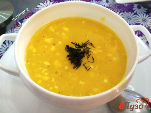фото рецепта: Суп-пюре из тыквы и плавленного сыра