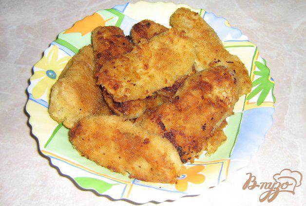 Фото приготовление рецепта: Картофельные крокеты с пикантной начинкой. шаг №8