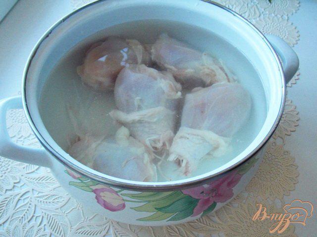 Фото приготовление рецепта: Чихиртма  с курицей шаг №3