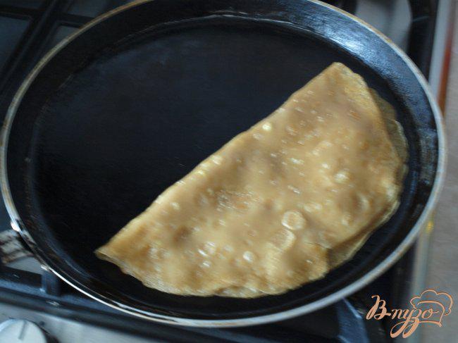 Фото приготовление рецепта: Голландские блины с сыром шаг №5