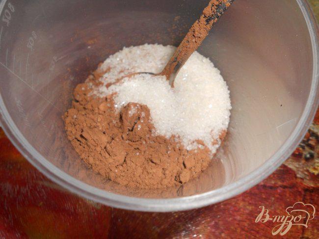 Фото приготовление рецепта: Ванильный какао для детишек шаг №2