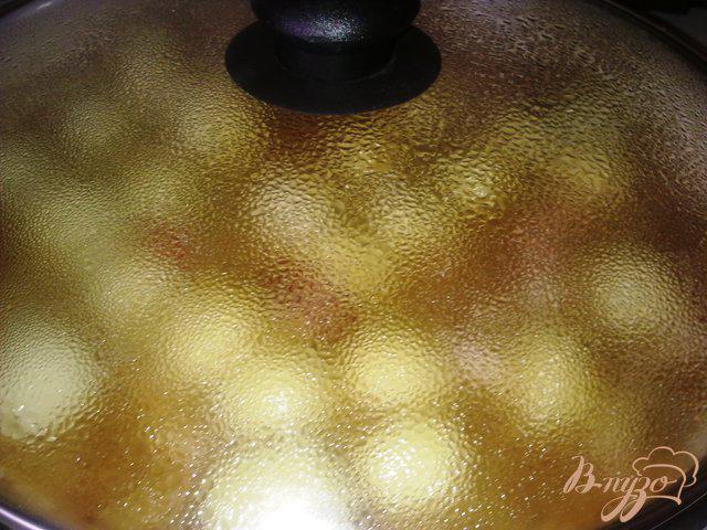 Фото приготовление рецепта: Картофельные клецки с соусом. шаг №6