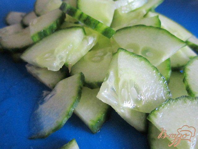 Фото приготовление рецепта: Картофельный салат с мидиями шаг №5