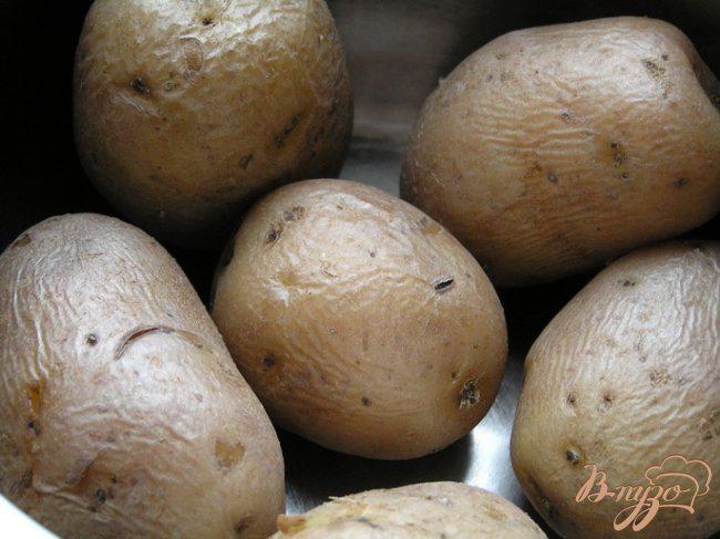 Фото приготовление рецепта: Запеченные картофельные крокеты с грибами шаг №4