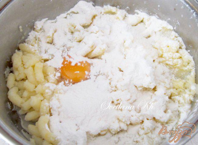 Фото приготовление рецепта: Финские картофельные лепешки из духовки шаг №2